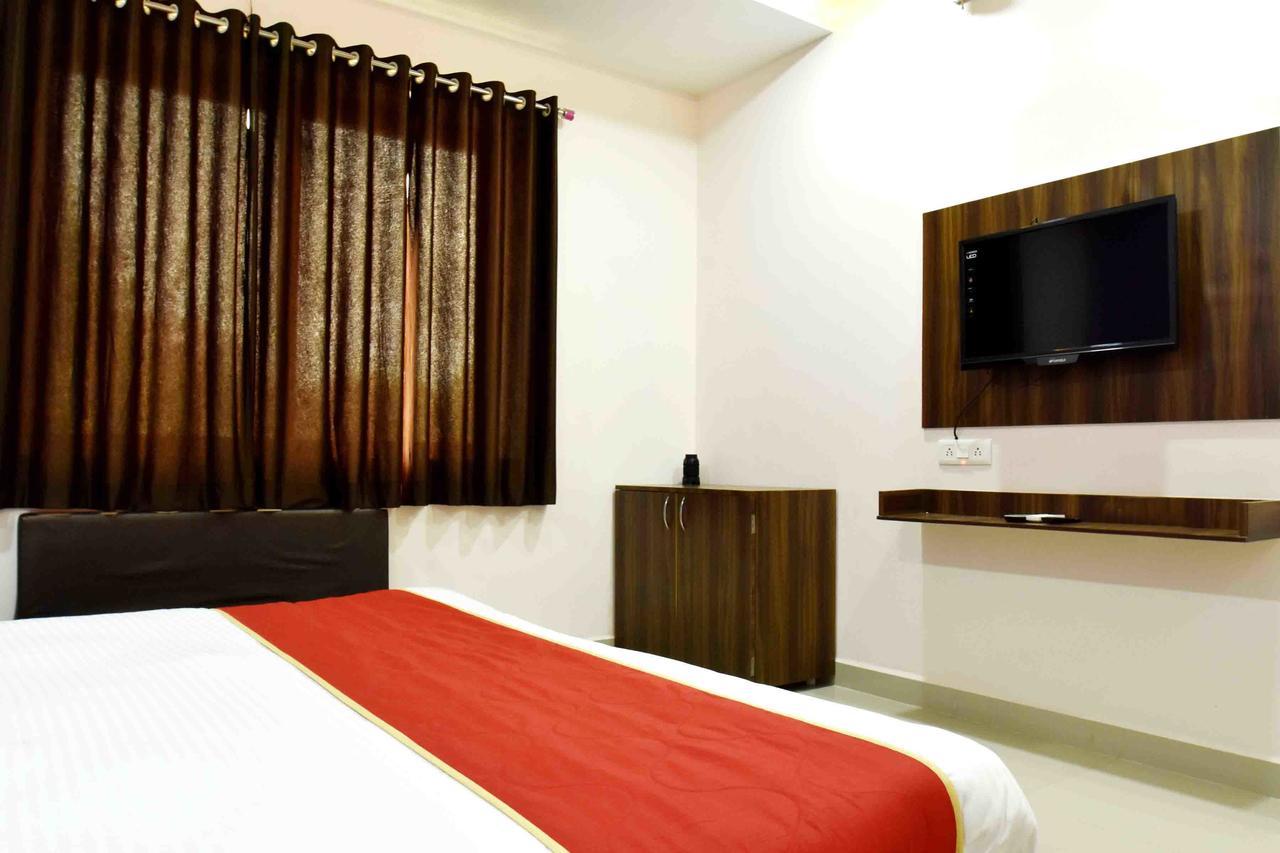Hotel Hori Palace Ujjain Exterior photo